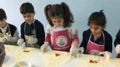 Bu Okul Diğerlerinden Çok Farklı