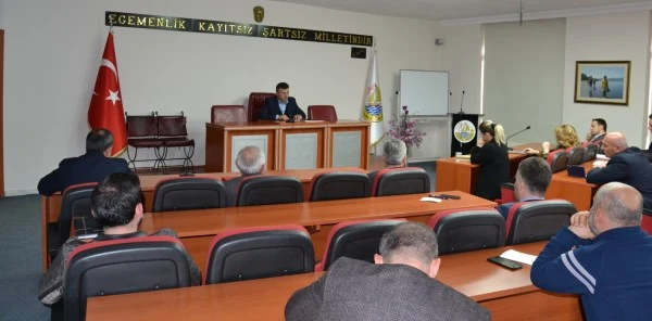 Özen'den Koronavirüs Toplantısı