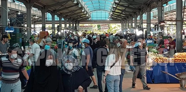 Yasak Öncesi Pazar Doldu Taştı