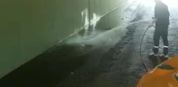 Belediyeden Larva İlaçlaması