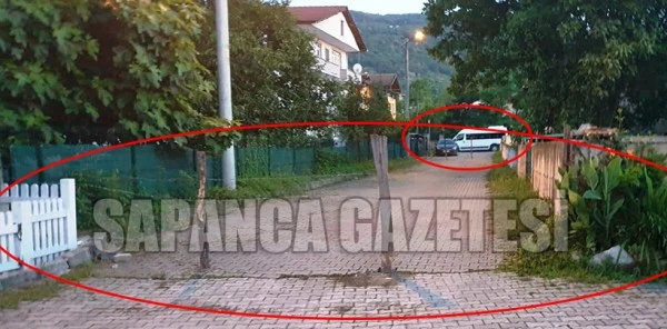 'Tapusu Benim' Diyerek Sokağı Kapattı