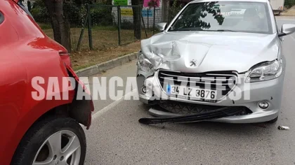 Sapanca'da Trafik Kazası: 1 Yaralı