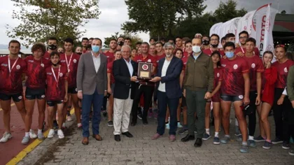Sapanca Gölünde Düzenlenen Gençler Türkiye Kürek Şampiyonası Sona Erdi