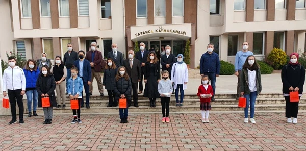 Okullar Arası Resim ve Şiir Yarışması Düzenlendi