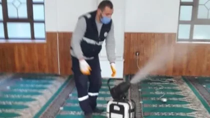 Camiler Dezenfekte Ediliyor