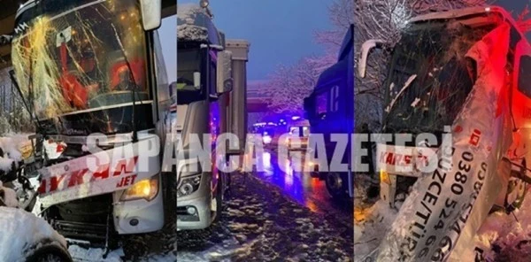 Sapanca TEM Geçişinde Meydana Gelen Zincirleme Trafik Kazasında 6 Kişi Yaralandı