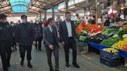 Sapanca Halk Pazarında Koronavirüs Denetimi