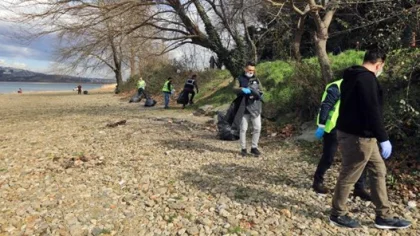SASKİ, Sapanca Gölü Etrafında Rutin Temizlik Çalışmalarına Devam Ediyor