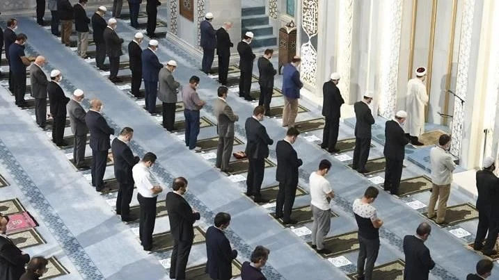 Bayram Namazı 06:17'de