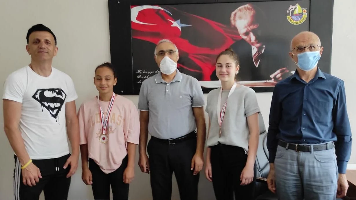 Şampiyondan Müdür Çağır'a Ziyaret