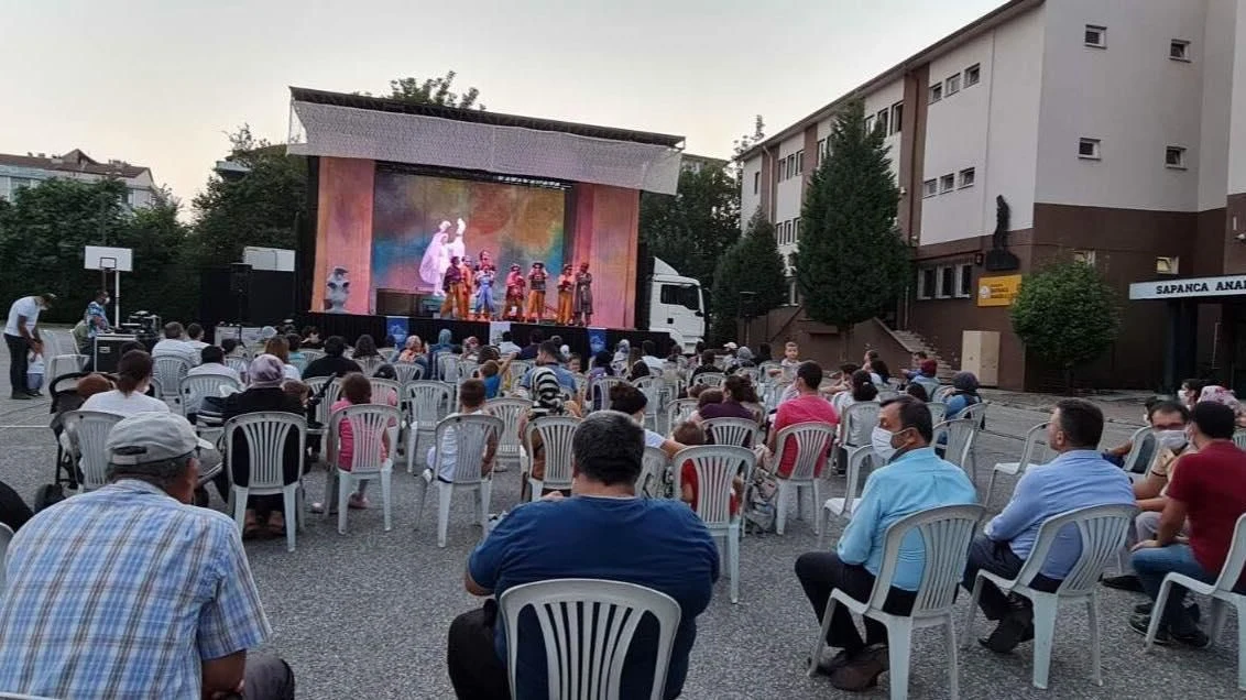 'Yunus Diye'' İsimli Tiyatro Sapanca'da Sergilendi