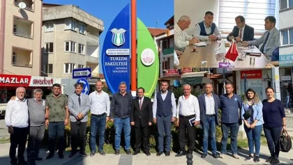 "Muhtarlarımız Demokrasimizin Temel Taşıdır"