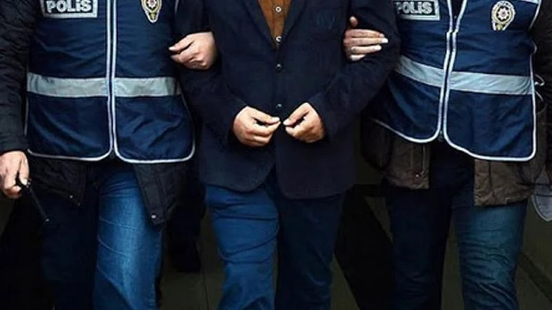 Kasten Adam Öldürmeden Aranıyordu