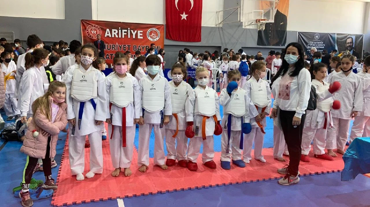 Karatede Tüm Madalyaları Topladılar