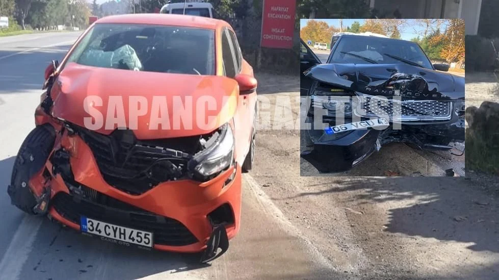 Sapanca'da Cip ile Otomobil Çarpıştı: 4 Yaralı