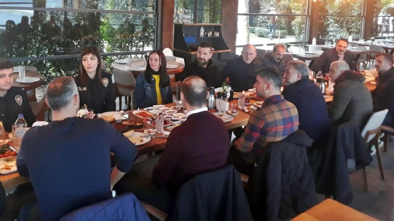 Müdür İlhan, Mahalle Muhtarlarıyla Bir Araya Geldi