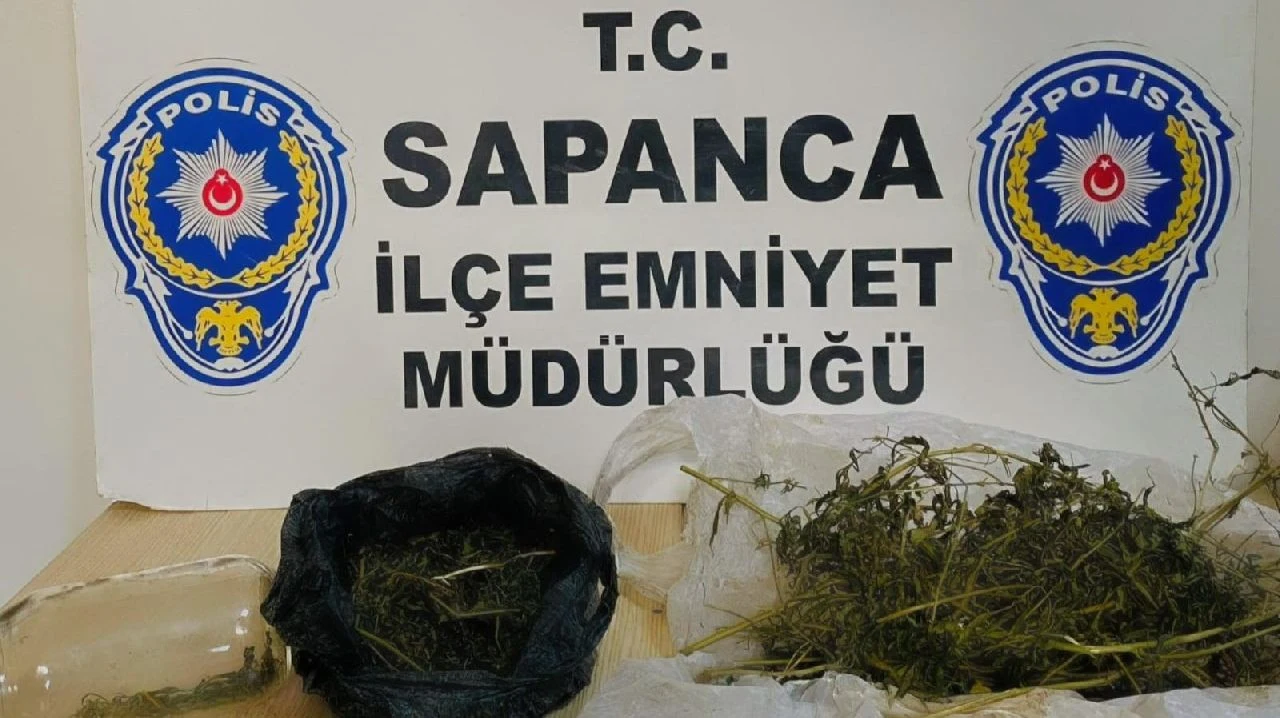 Üzerinde Esrarla Yakalandı