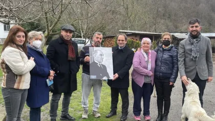 ''Sapanca'da Vatandaşlarımız Çamur İçinde Yürüyor''