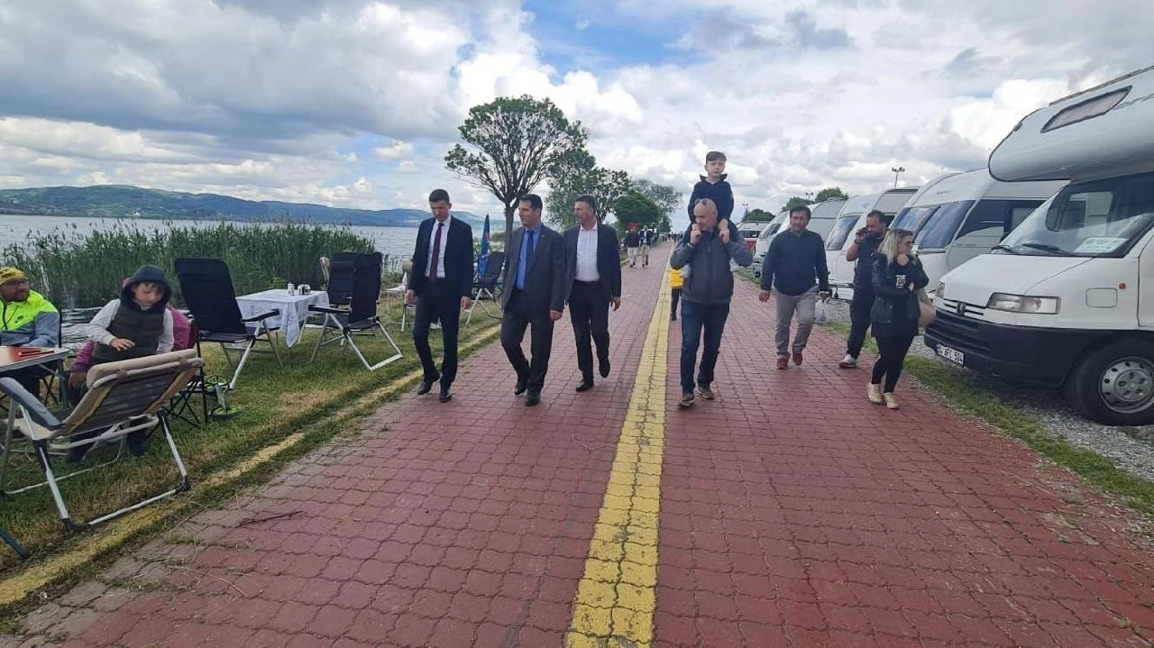 Sapanca'daki Karavan Festivalini Ziyaret Ettiler