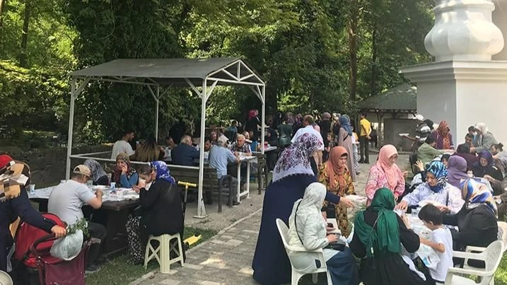 Sapanca'da 'Engelsiz Cami Buluşması'