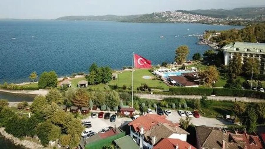 Yaz Biterken Sapanca Gölü'nde Su Seviyesi.