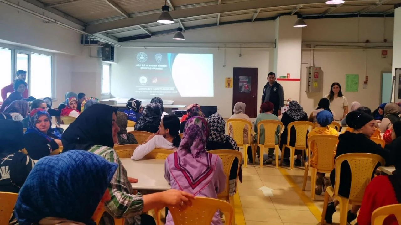 Kadına Şiddetle Mücadelede Eğitimler Devam Ediyor