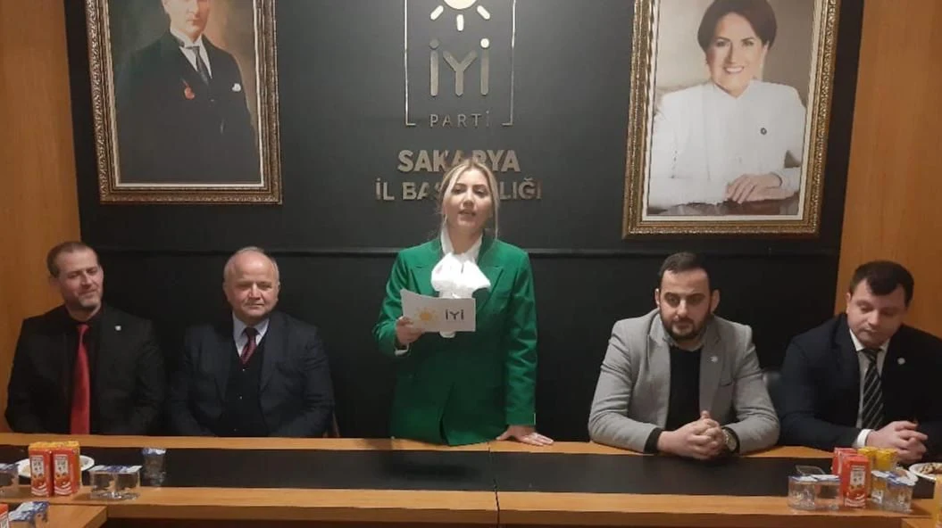 Avukat Duygu Çetinkaya Acar, Milletvekili Aday Adayı Oldu