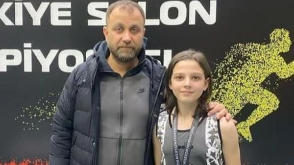 Sapancalı Sporcu Sırıkla Atlamada Türkiye 2'ncisi Oldu