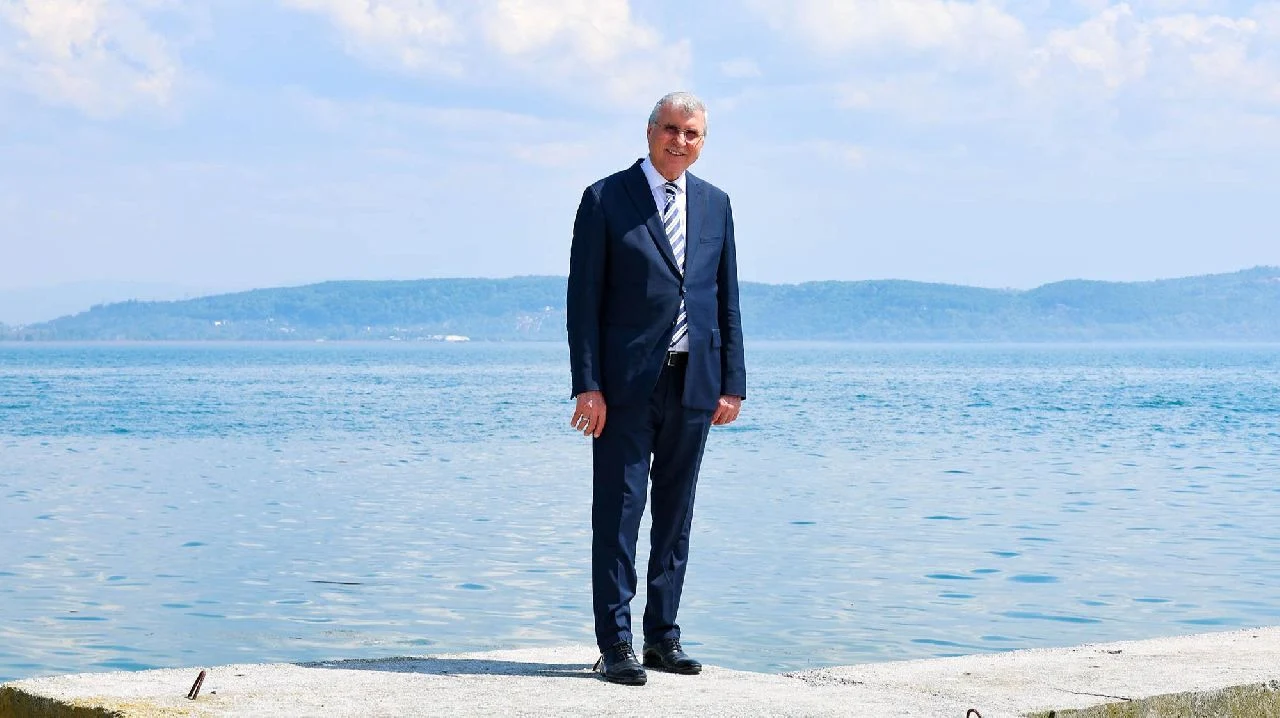 Sapanca Gölü'nde Rahatlatan Seviye