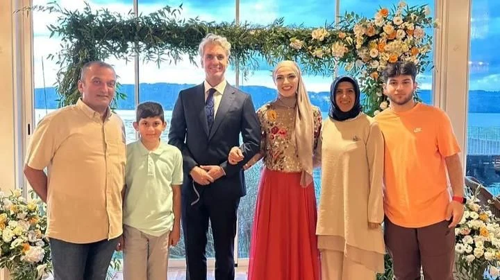 Mesut Enişte Sapanca'ya Enişte Oluyor