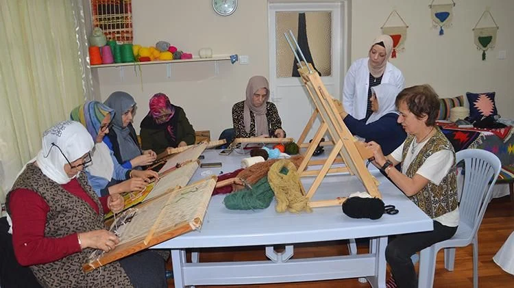Sapanca Hem'den Dünyaya Yöresel Kilim