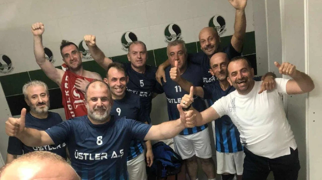 "Efsane Geri Döndü Demiştik!"