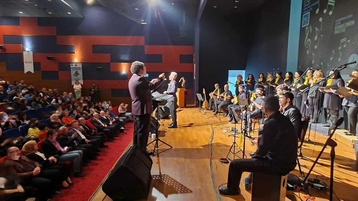 Sapanca Türk Halk Müziği Topluluğuna Kayıtlar Devam Ediyor