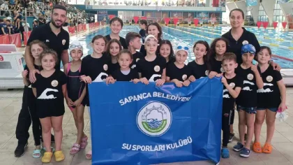 Sapanca'nın Minik Yüzücüleri Gelecek Vadediyor