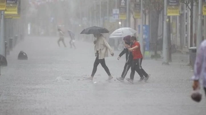 Valilikten Tam Fırtına Uyarısı Yapıldı