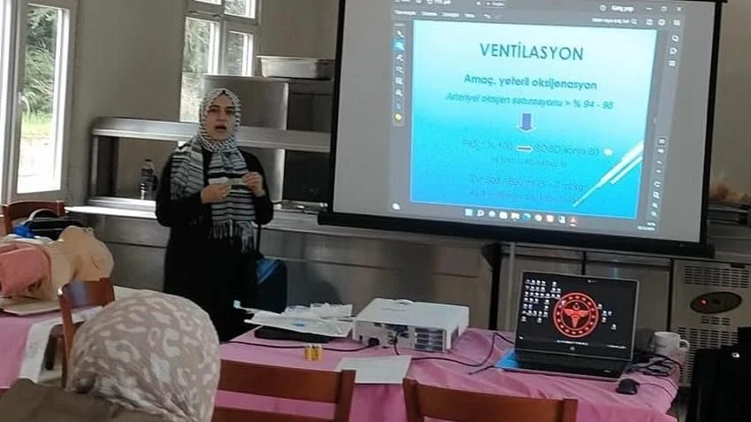 Sapanca İlçe Hastanesinde Cpr Eğitimi