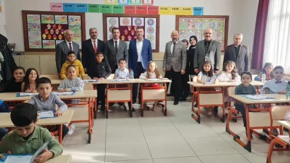 Öğrencilerin Karne Heyecanına Ortak Oldular