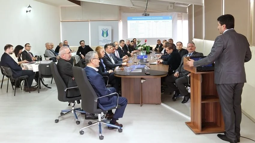 SUBÜ Senato Üyeleri Sapanca Myo'da Toplandı