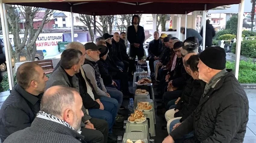 Sapanca'da Gazze İftarı Düzenlendi