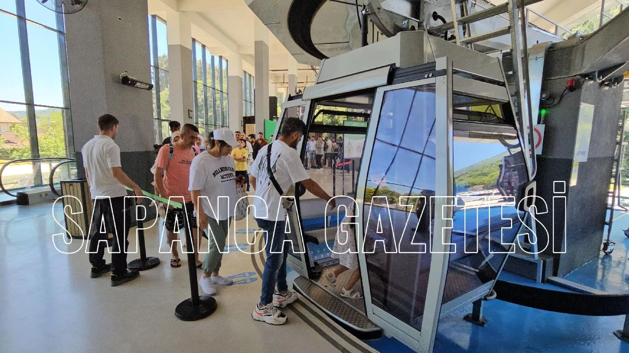 Mühürlenen Sapanca Teleferik Yeniden Kullanıma Açıldı