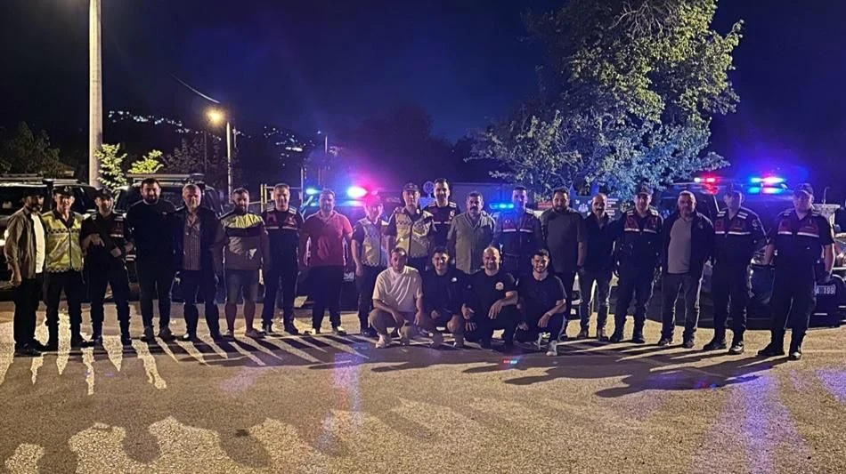 Soffder'den Jandarma Ekiplerine Tatlı Dopingi