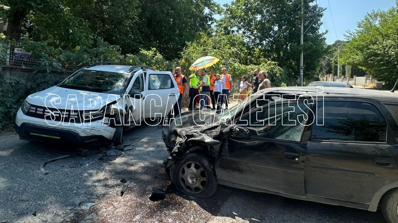 Sapanca'da Trafik Kazası: 5 Yaralı
