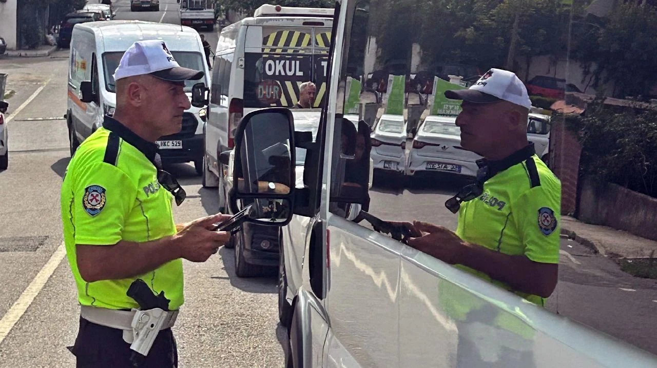Okul Servis Sürücülerine Denetim Yapıldı