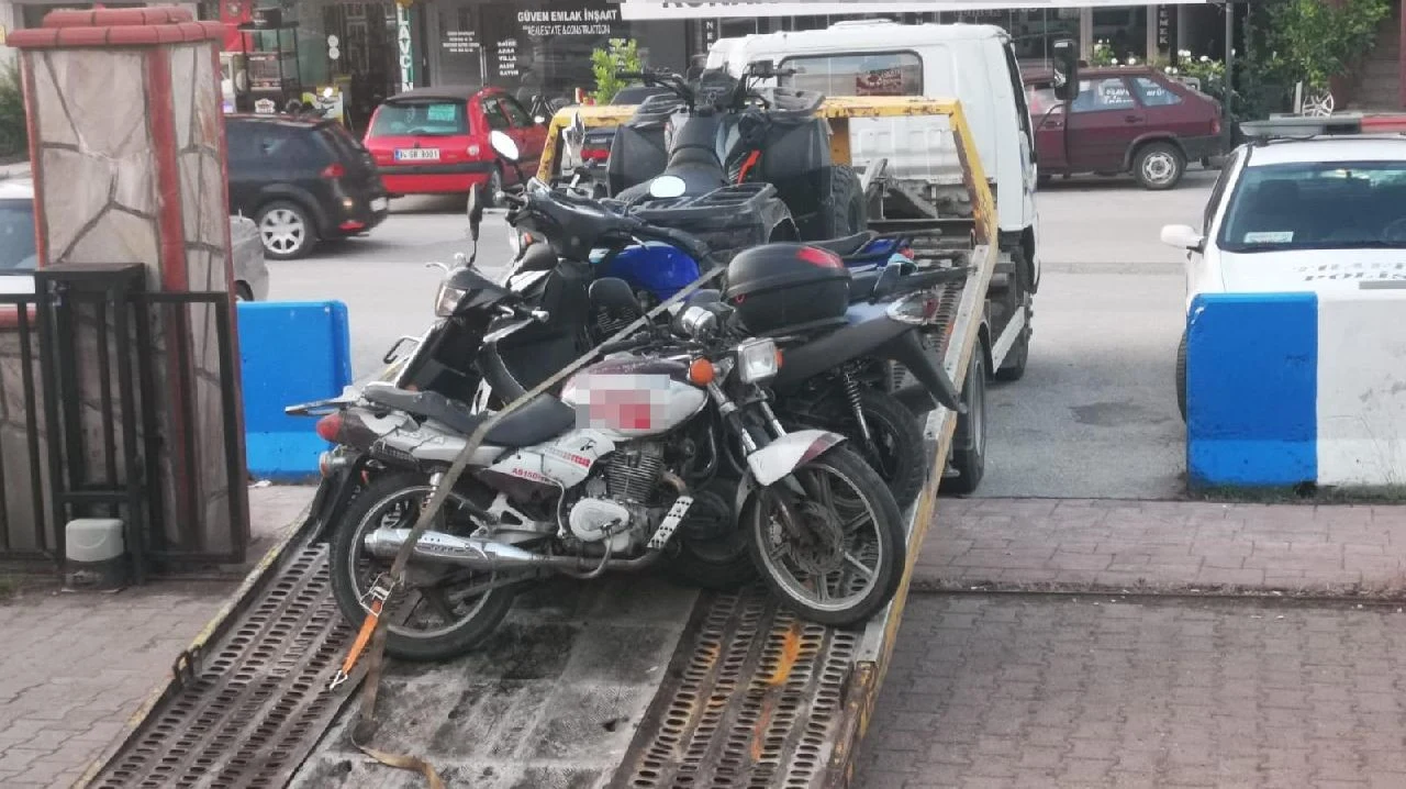 Sapanca'da Motosiklet Sürücülerine Denetim