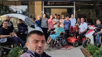 Ertuğ, 25 Yıldır Kendisi gibi Engelli Bireylerin Yardımına Koşuyor