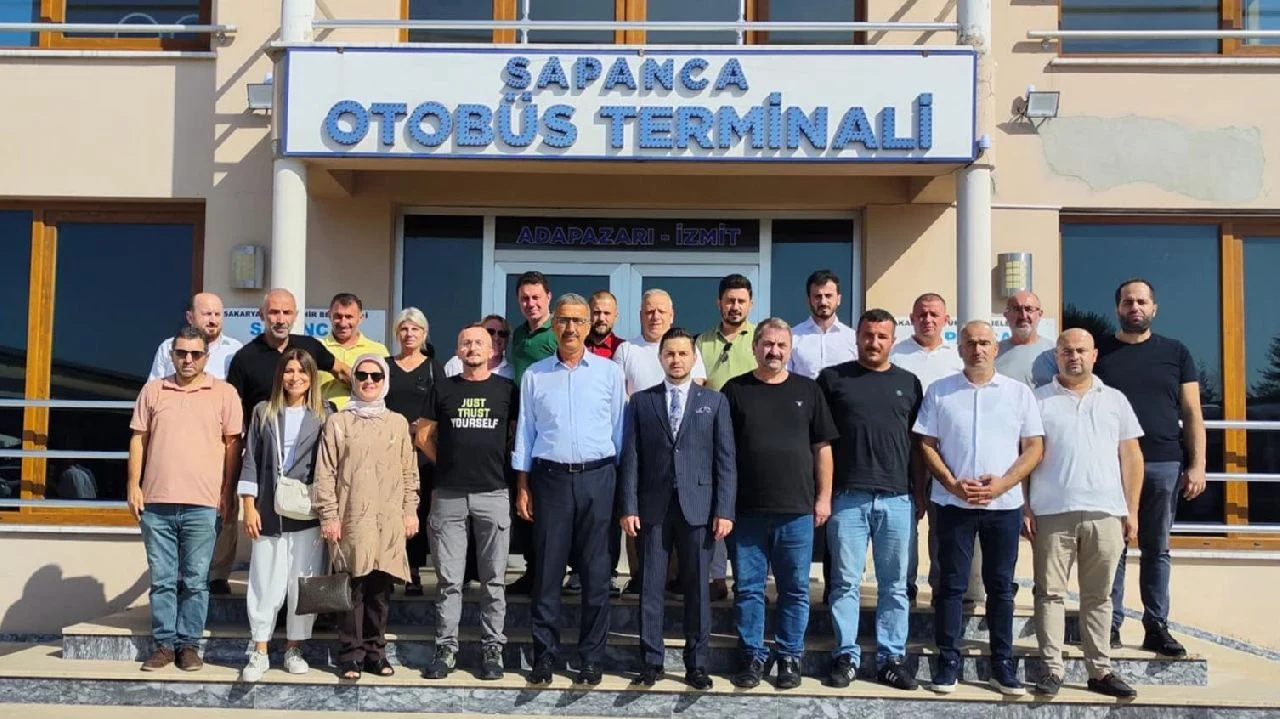Vekil Bayraktar Otobüsçü Esnafını Ziyaret Etti