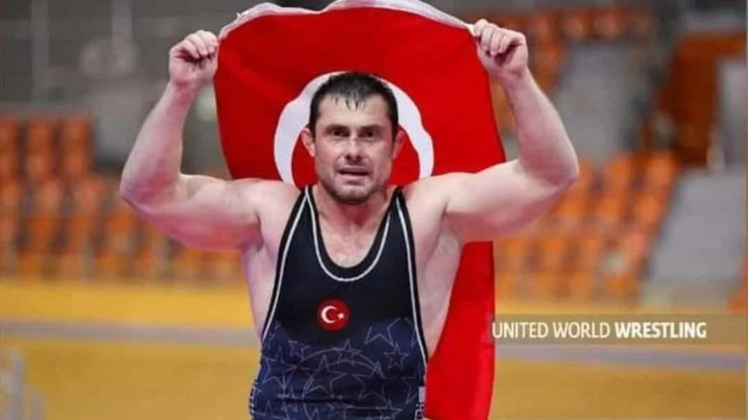 Memioğlu Dünya Sahnesine Geri Dönüyor