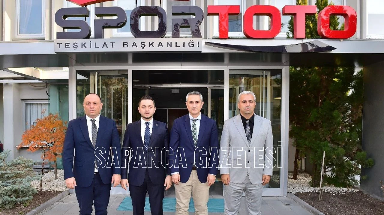 Sapanca'da Okullara Halı Saha Müjdesi