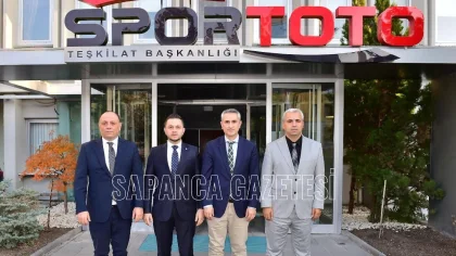 Sapanca'da Okullara Halı Saha Müjdesi