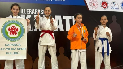 Karatecilerimiz Koceli'den Madalyalarla Döndü